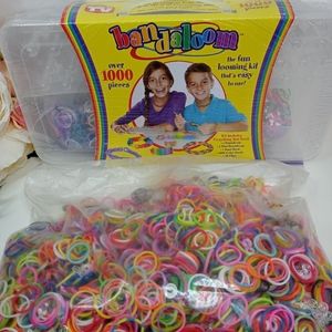 Bandaloom Kit and Almost a Pound of Rubber Bands to Refill. Rubber Band Bracelet
